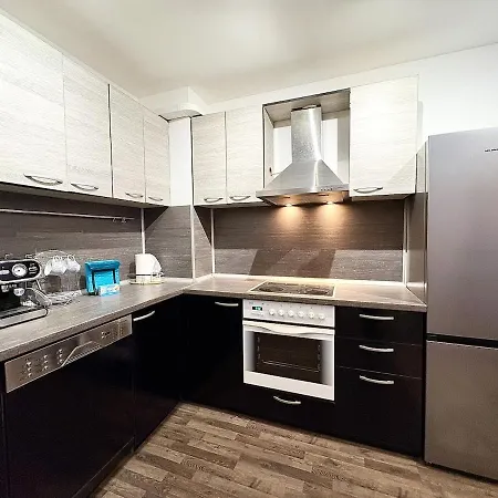Gustav Urban Apartament Warna
